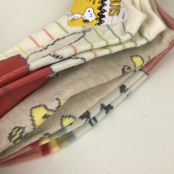 Snoopy Peanuts no show socks set of 3 Snoopy and Woodstock designs NEW - Picture 11 of 12